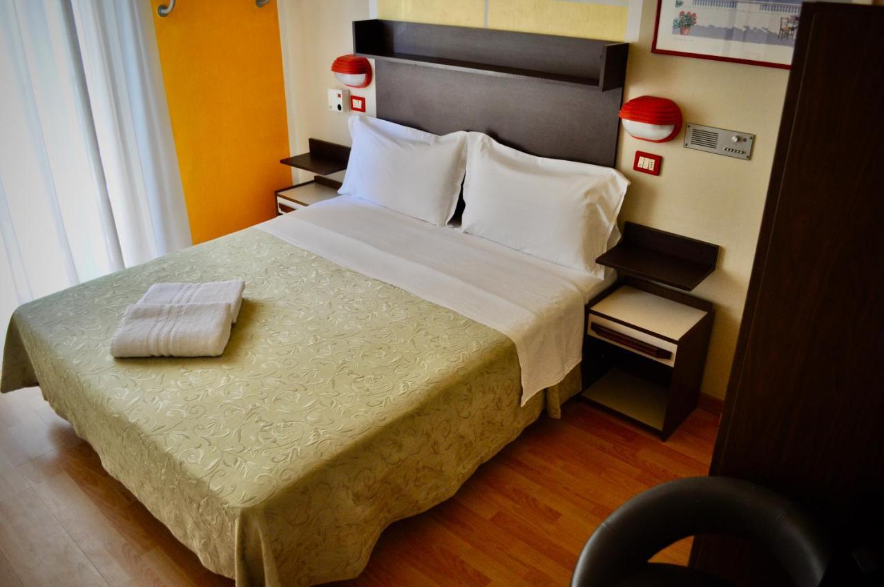 Corallo Garni Hotel 3*