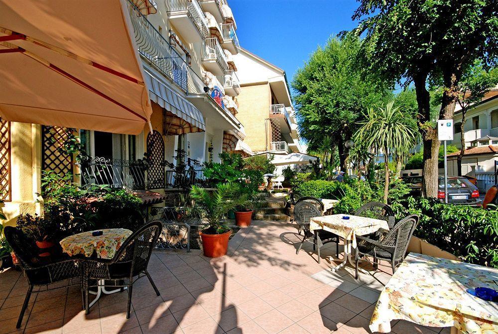 Corallo Garni 3* Cattolica