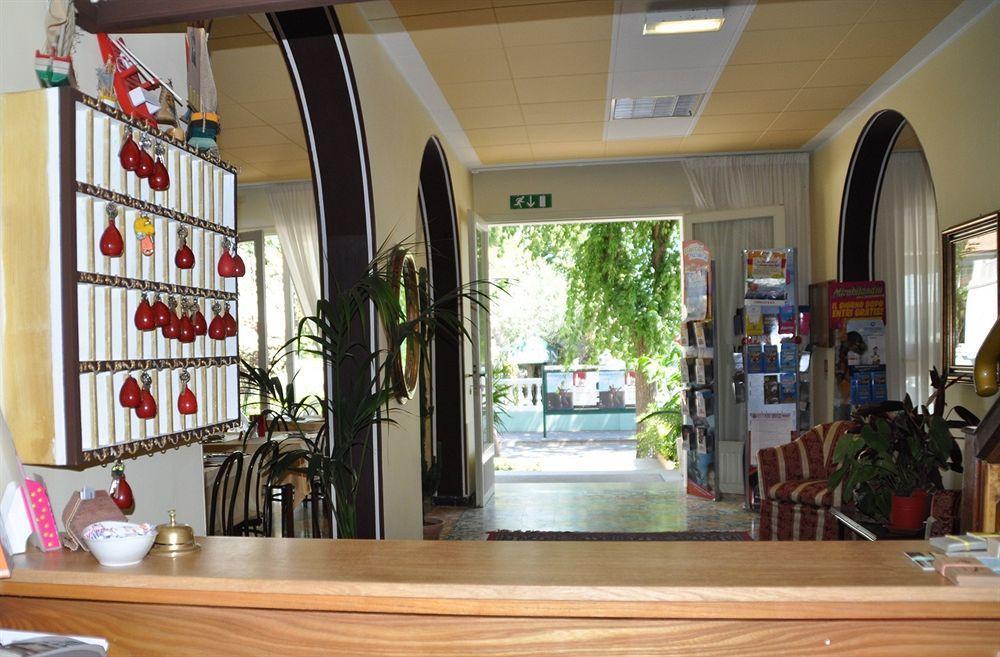 Corallo Garni Hotel