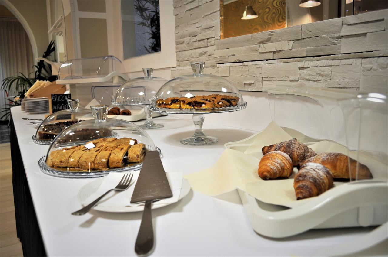 Hotel Corallo Garni 3*